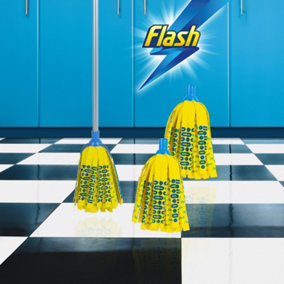 Flash 3 Piece Handle, 3 x Mighty (30% Microfibre 3 Functions) Mop Heads Set