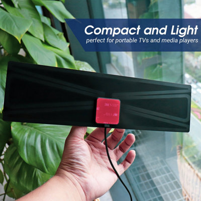 Flat Design Freeview Digital High Gain Indoor Antenna - Window or Wall Mount with 5dBi Reception - August DTA420