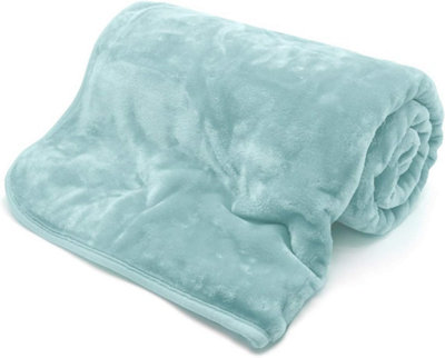 Fleece Faux Fur Duck Egg Roll Mink Throws Soft Cosy Bed Blankets DIY