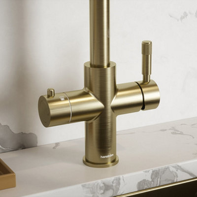 Flex Pro Brushed Brass 4 in 1 Instant Boiling Water Tap