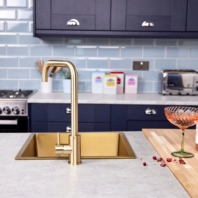 Flode Dellen Single Lever Kitchen Sink Mixer Tap with Swivel Spout ...