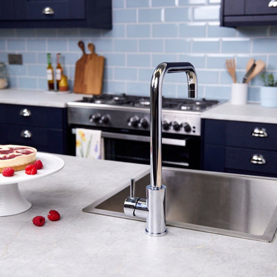 Flode Dellen Single Lever Kitchen Sink Mixer Tap with Swivel Spout ...