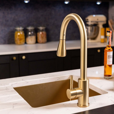 Flode Runda Kitchen Sink Mixer with Pull out Spray Brushed Brass Oval Head