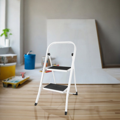 White 2 store step stool