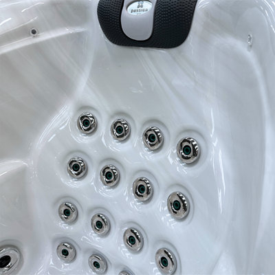 Fonteyn Passion Excite Hot Tub for 7 People