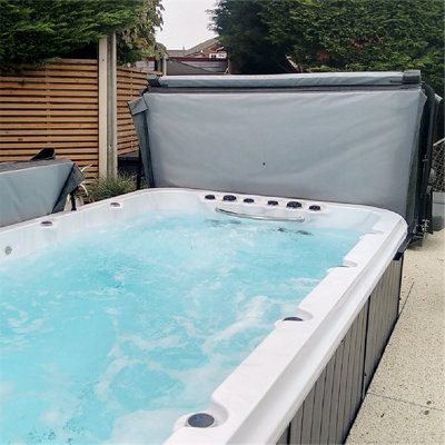 Fonteyn Passion Swim Spa Activity 1 - 3 Seats