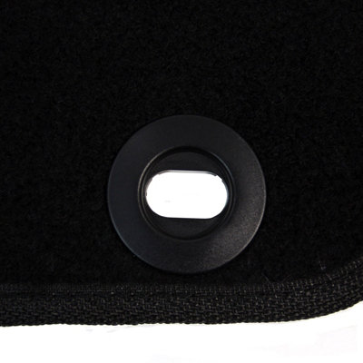 Tailored Carpet Floor Mats – Fits Suzuki Vitara 2015-2018 – 2-Clip Set – Black