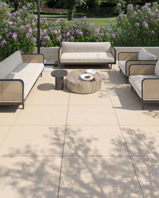 Forma Sand 600mmx900mm 20mm porcelain paver. Pack of 40 with coverage of 21.6 sqr mtrs.