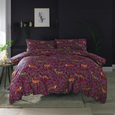 Fox and Deer Mulberry 200 Thread Count Cotton Rich Reversible Duvet Cover Set