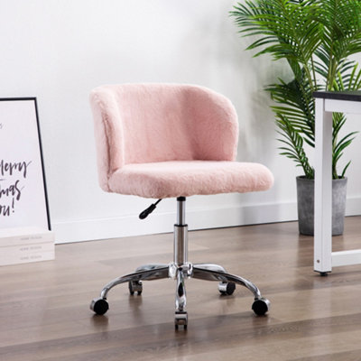 Pink bedroom deals chair the range