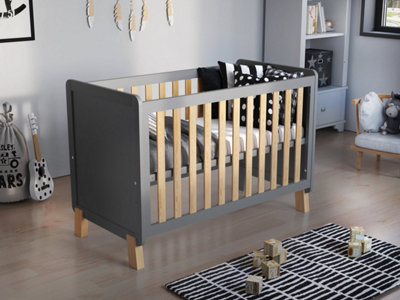 Francis baby cot bed 120cm x 60cm