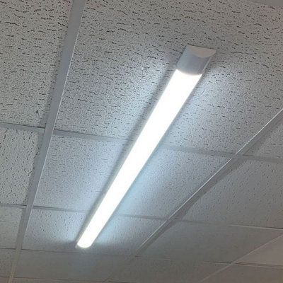 FRENCHIE - CGC White Slim LED 4 Foot / 1.2 Metre Strip Light 4000k 40W
