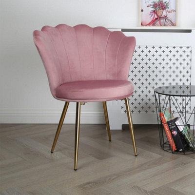 Freya Accent Chair with Petal Back Scallop Chair in Velvet Pink