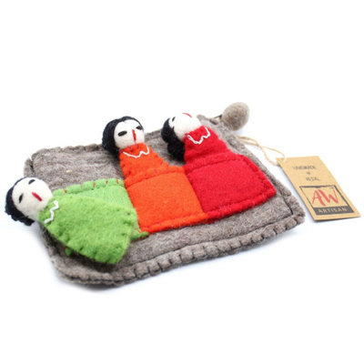Friends Pouch with Finger Puppets - Soft, Durable Play Set for Kids