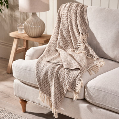 Fringed Throw Blanket Brown Chevron Zig Zag Knit  Cotton Bed Sofa Chair Throw with Tassels 155 x 130cm