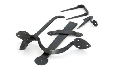 From The Anvil Beeswax Gothic Thumblatch - XL