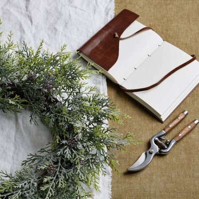 Frosted Pine Wreath with Pinecones - Plastic - L9 x W55 x H55 cm - White - 5