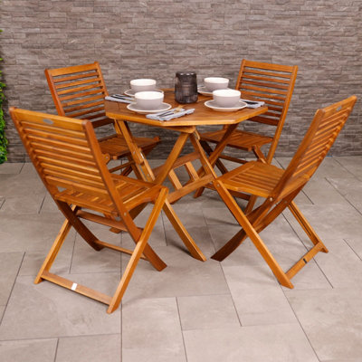 Wooden Garden tables Wooden Outdoor tables DIY at B Q