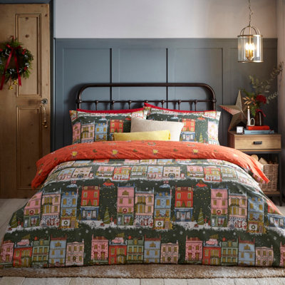 furn. Christmas Spirit Festive Reversible Duvet Cover Set