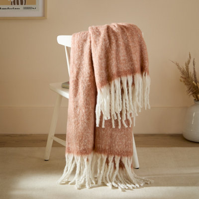 furn. Cozy Woven Tasselled Throw, Rust