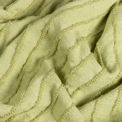 furn. Hazie Linear Yarn Woven Fringed Throw