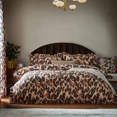 furn. Leopard Printed Frill Trim Duvet Set