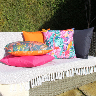 Outdoor bright cushions sale
