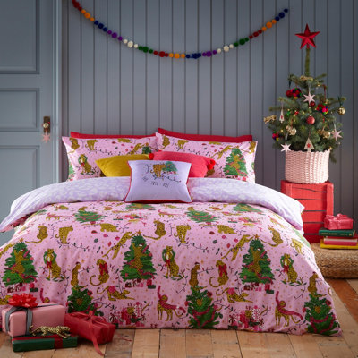 furn. Purrfect Christmas Festive Reversible Duvet Cover Set