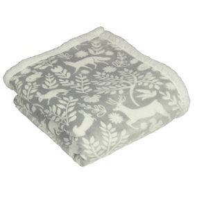 furn. Scandi Woodland Printed Sherpa Fleece Throw