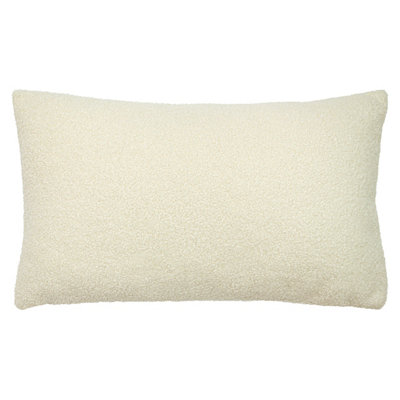 furn. Shearling Love Fleece Polyester Filled Cushion