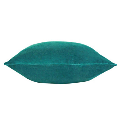 furn. Solo Velvet Feather Filled Cushion
