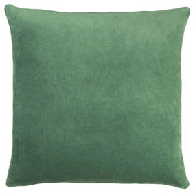 furn. Solo Velvet Polyester Filled Cushion