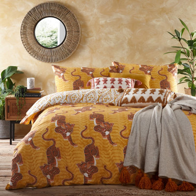 furn. Tibetan Tiger Tribal Reversible Duvet Cover Set