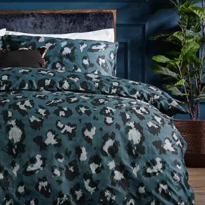 furn. True Leopard Printed Duvet Set