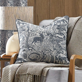 furn. Winter Woods Jacquard Chenille Piped Feather Filled Cushion