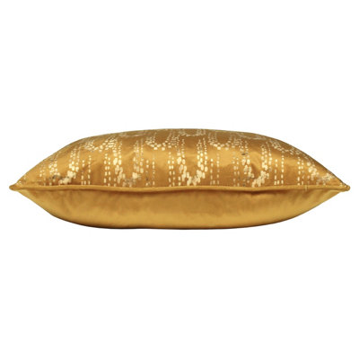 furn. Wisteria Velvet Polyester Filled Cushion