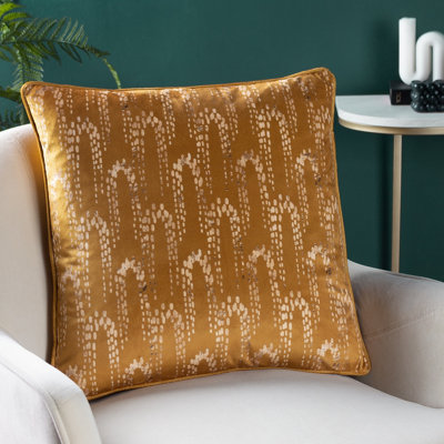 furn. Wisteria Velvet Polyester Filled Cushion