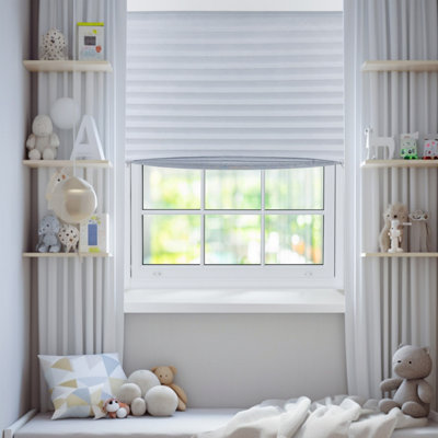 Furnished Stick On Blackout Blinds - No Drill Pleated Shades, Removable ...