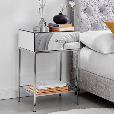 One drawer deals mirrored bedside table