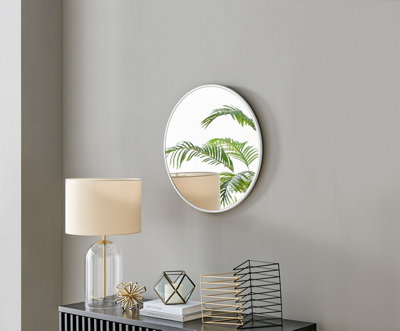 Furniturebox Emma 60cm Small Art Deco White Metal Frame Round Hallway Bedroom Dining And Living Room Wall Mirror