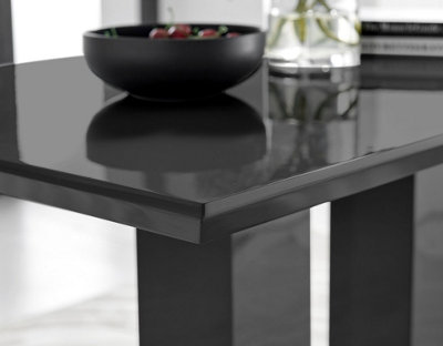 Furniturebox Imperia 4 Modern Black High Gloss Dining Table & 4 Green Calla Silver Leg Chairs