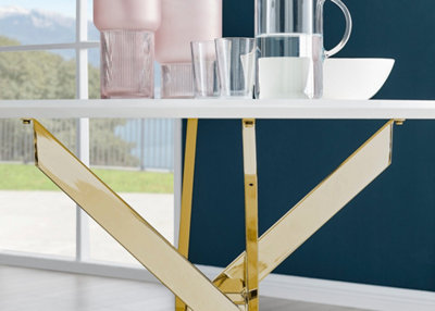 Furniturebox Novara 120cm 4-6 Seater White High Gloss Round Wooden Dining Table with Gold Chrome Legs
