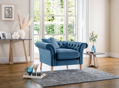Furniturebox Olivia Blue Modern Chesterfield Armchair In Soft Anti-Crease Velvet