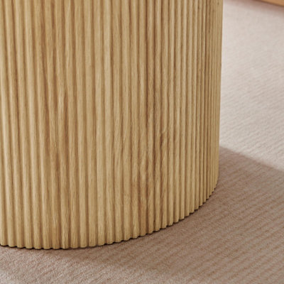 Furniturebox Penrose Coffee Table - Round Oak Effect Wood Pedestal - Round Coffee Table - Oak Coffee Table - Wooden Coffee Table