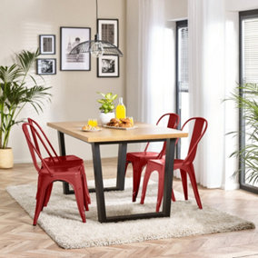 Furniturebox UK 4 Seater Wood Dining Table - Cotswold 'Oak' Herringbone Dining Table & 4 Red Colton Retro Metal Chairs