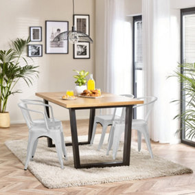 Furniturebox UK 4 Seater Wood Dining Table - Cotswold 'Oak' Herringbone Dining Table & 4 White Colton Retro Metal Arm Chairs