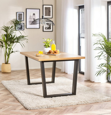 Furniturebox UK 6 Seater Wood Dining Table - Cotswold Black and Oak Veneer Farmhouse Table - Oak Herringbone Veneer Tabletop