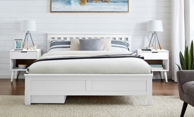 Furniturebox UK Azure White Wooden Solid Pine Quality Kingsize Bed With Windsor Medium-Firm Coil Sprung Mattress (2 Drawers)