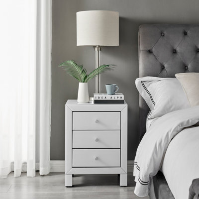 Furniturebox UK Lexi White Mirrored Bedside Table Side Table Bedroom Cabinet Modern 3 Drawer Reflective Bedroom Furniture