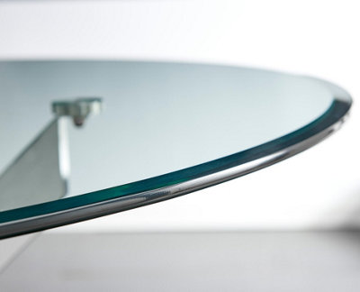 Furniturebox UK Novara Chrome Metal Round Glass Dining Table And 4 Navy Velvet Milan Chairs